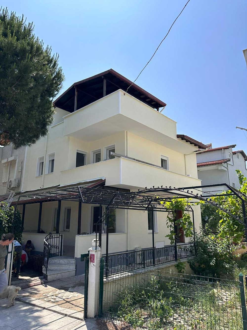 Villa Isı Yalıtım Firması, Villa Su Yalıtım, Villa Mantolama, Villa Çatı Aktarma, Villa Epoksi Zemin, Villa Drenaj, Villa Dış Cephe Kaplama, Villa Taş Duvar, Villa Tadilat 